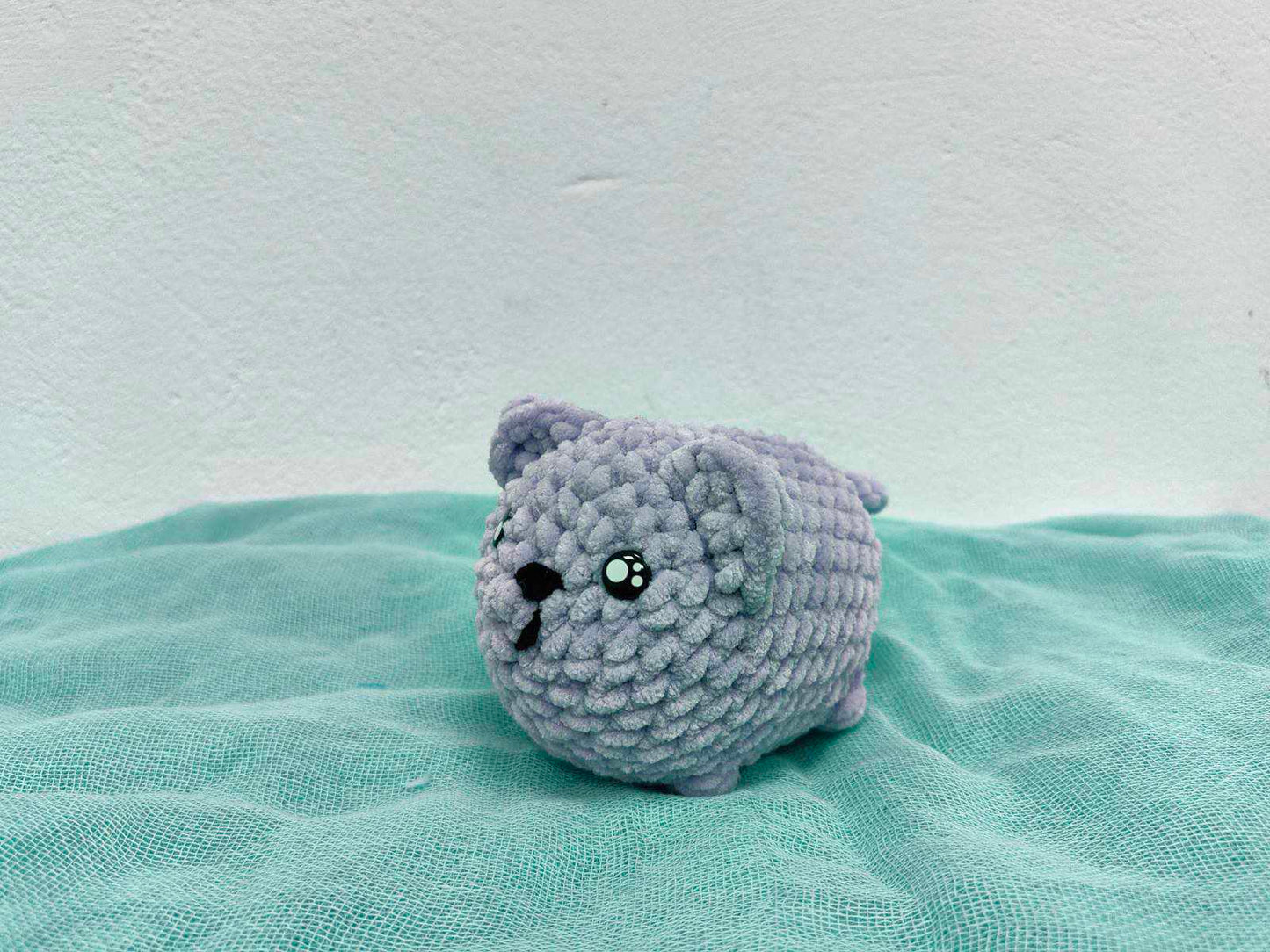 Χειροποίητη πλεκτή απαλή γατούλα