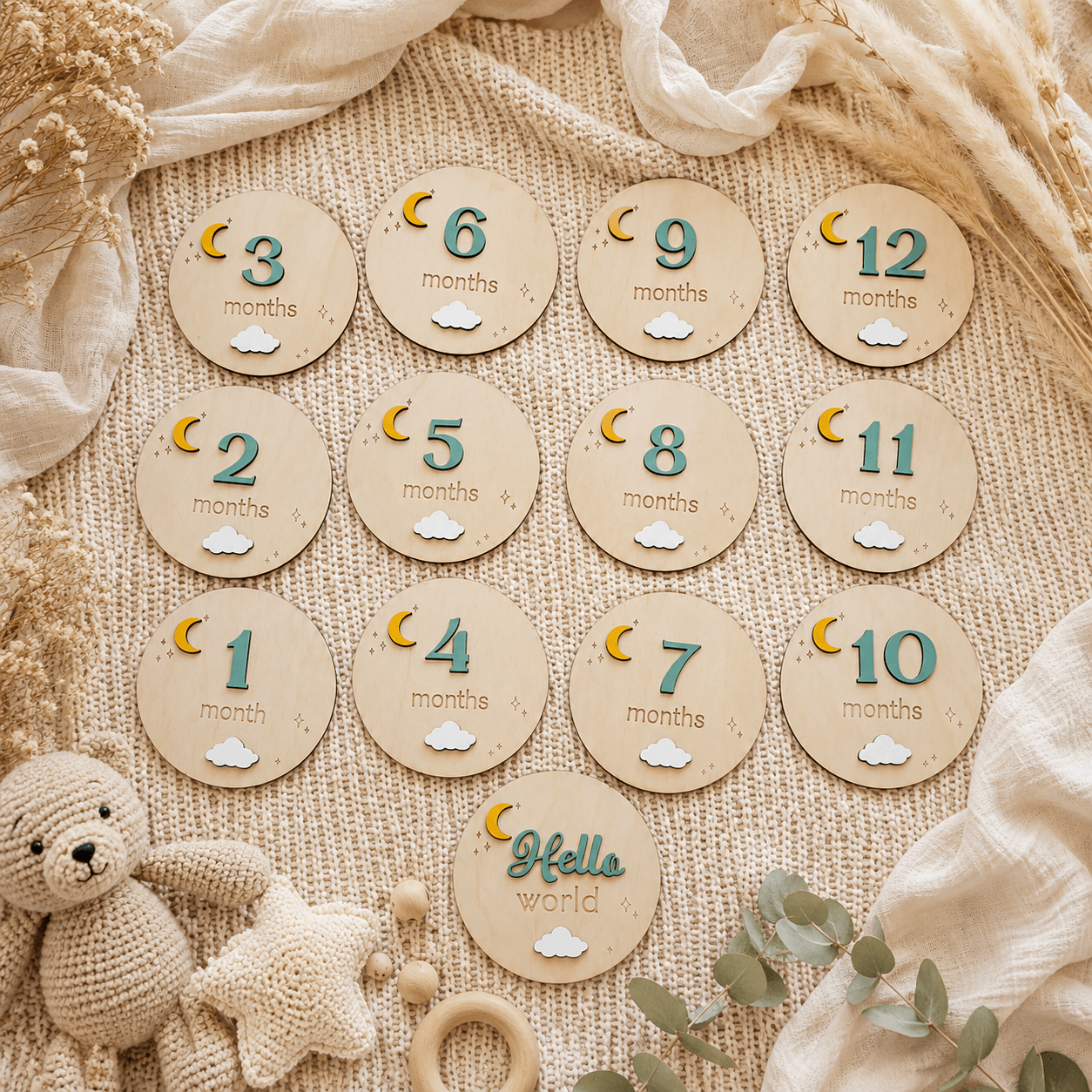 Ξύλινα Milestone Cards Φεγγαράκι & Συννεφάκι – Σετ 13 Καρτών Ορόσημων Μωρού με Συσκευασία Δώρου