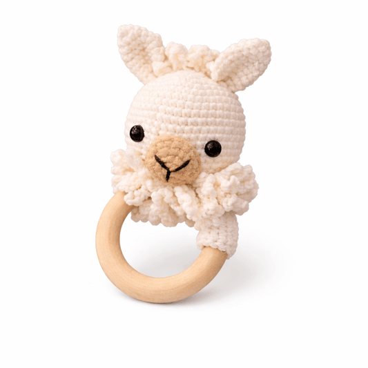 Χειροποίητη Κουδουνίστρα – Μασητικό Λάμα με Ξύλινο Κρίκο | Happy Love Creation