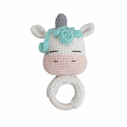 Χειροποίητη Πλεκτή Κουδουνίστρα – Μασητικό Μονόκερος με Ξύλινο Κρίκο | Happy Love Creation