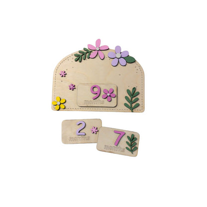 Ξύλινο Milestone Board με Εναλλάξιμες Κάρτες Μηνών – Flowers Collection | 1-11 Μηνών & 1 Έτους | Συσκευασία Δώρου
