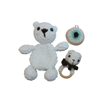 Little Love Set – Snow Bear | Χειροποίητο σετ δώρου νεογέννητου με νάνι, κουδουνίστρα & φυλαχτό