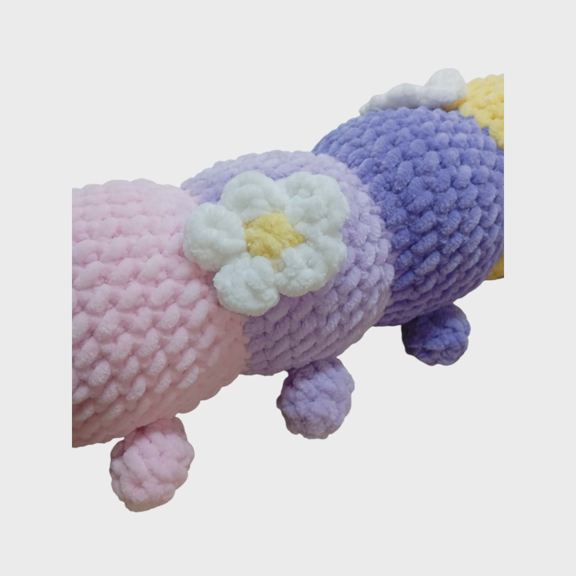 Χειροποίητη Κάμπια Αγκαλιάς «Κάντυ » 45cm – Happy Love Creation
